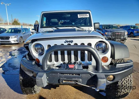 2012 Jeep Wrangler Rubicon из США, поврежденный, VIN 1C4BJWCG4CL246733